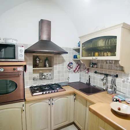 Il Borgo - Via Muri * Ceglie Messapica